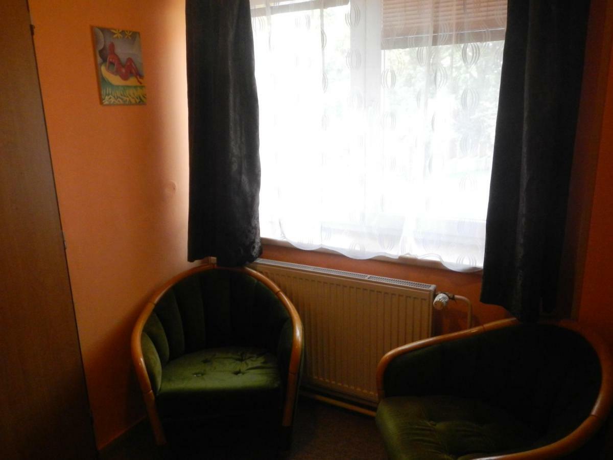 Apartmany Sarka Ujezd U Hradce Kralove Hradec Kralove Bagian luar foto